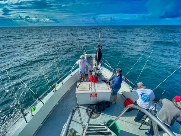 Christmas Fishing Trips: The Perfect Winter Vacation for Anglers