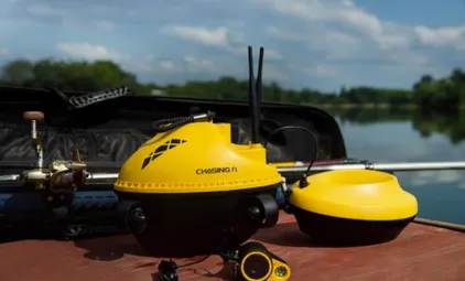 Aquatic Drone Drops Its Camera to Look for Fish