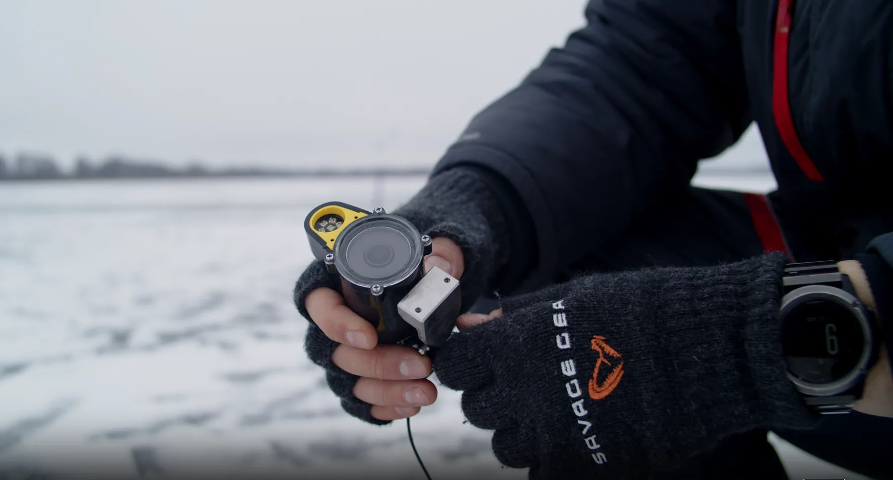 How to Set Up the CanFish CF1 Underwater Camera for Ice Fishing?